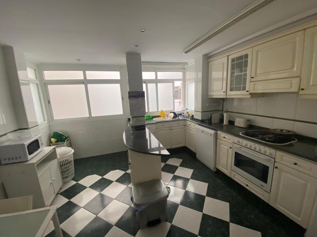 City Views-Room 2 People Shared Flat 발렌시아 외부 사진